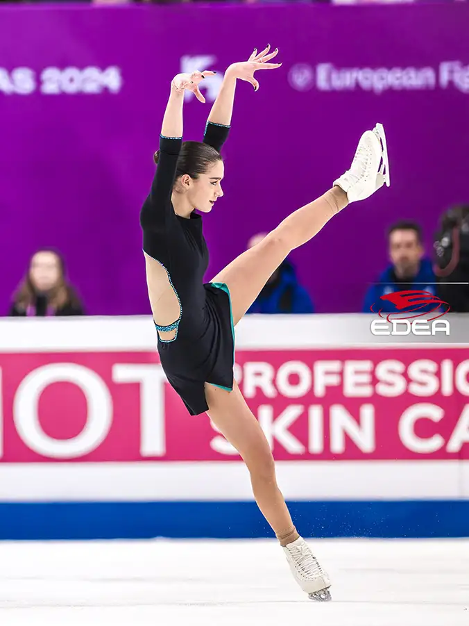 Ice Gallery Skates U.S.